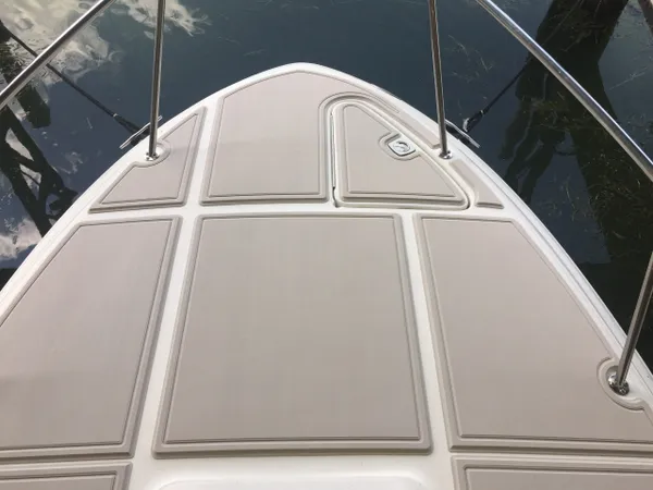 SeaDek non-skid flooring ensures safe footing, even in wet conditions.